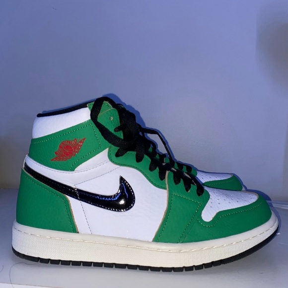 Jordan 1 Lucky Green - Picture 1 of 5